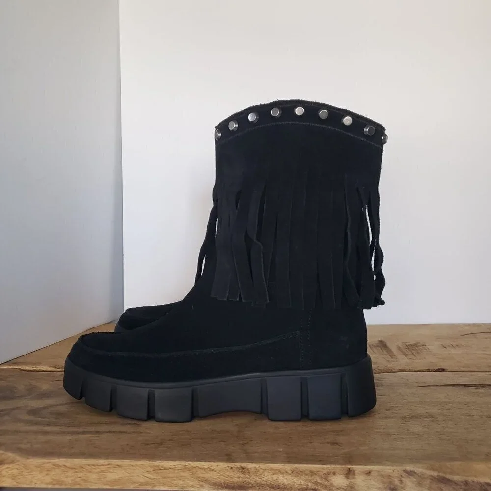 NWT Geox Ghoula Suede Fringe Studded Mid-Calf Chunky Lug Sole Winter Boots 38
